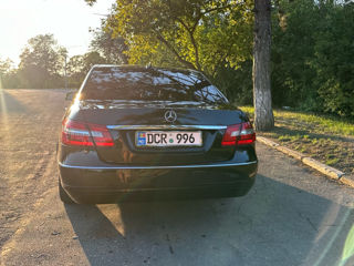 Mercedes E-Class foto 2