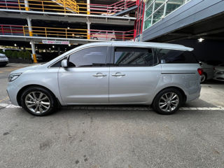 KIA Carnival foto 18