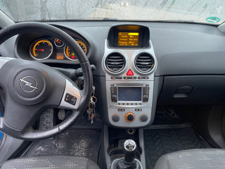 Opel Corsa foto 6