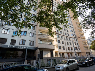 Apartament cu 3 camere, 119 m², Centru, Chișinău