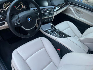 BMW 5 Series foto 6