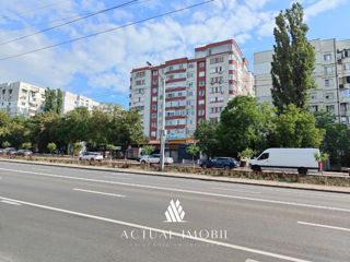 Apartament cu 3 camere, 128 m², Ciocana, Chișinău foto 10