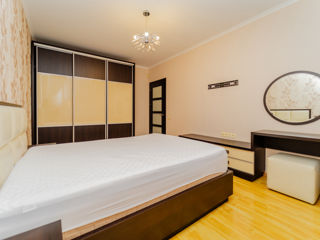 Apartament cu 3 camere, 120 m², Buiucani, Chișinău foto 10