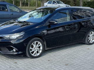 Toyota Auris foto 2