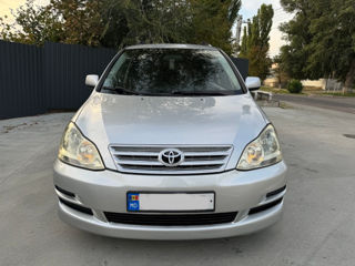 Toyota Avensis Verso foto 5