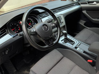 Volkswagen Passat foto 7