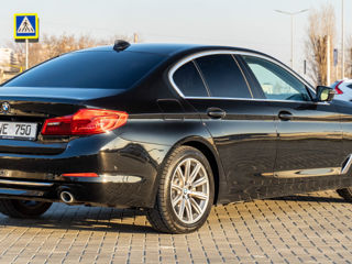 BMW 5 Series foto 4