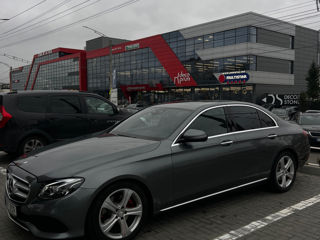 Mercedes E-Class foto 5