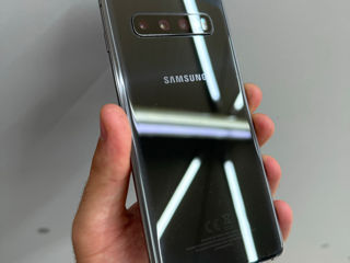 Samsung S10 - 8/128 GB