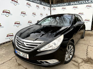 Hyundai Sonata foto 1