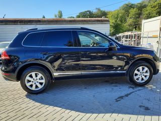 Volkswagen Touareg foto 3