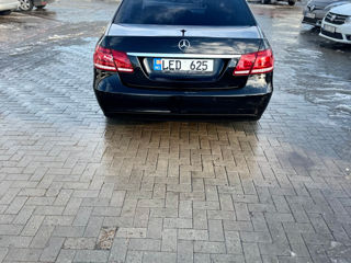 Mercedes E-Class foto 9