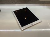 iPad Air 5 128GB WiFi + Cellular foto 5