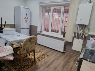 Apartament cu 2 camere, 55 m², Buiucani, Chișinău foto 2