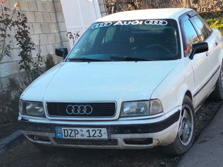 Audi 80