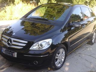 Mercedes B Class foto 2