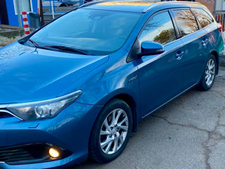 Toyota Auris foto 3