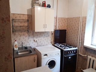 Apartament cu 2 camere separate,48m2,Botanica foto 8