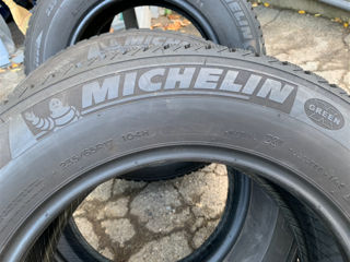 R17/65/235 Michelin (Iarna) foto 9