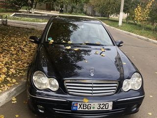 Mercedes C Class foto 1