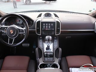 Porsche Cayenne foto 9