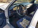 Mercedes Series (W124) foto 4