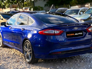 Ford Fusion foto 4