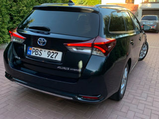 Toyota Auris foto 4