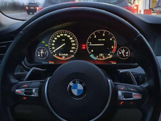 BMW 5 Series foto 5