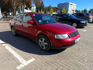 Volkswagen Passat foto 2