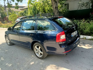 Skoda Octavia foto 2