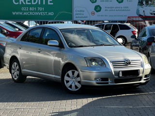 Toyota Avensis foto 4