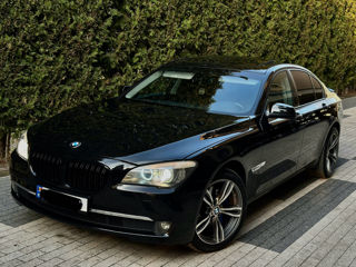 BMW 7 Series foto 1