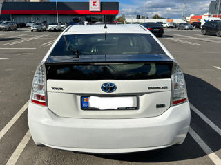 Toyota Prius foto 2