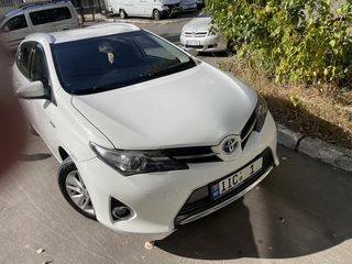 Toyota Auris foto 1