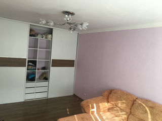 Apartament cu 2 camere pentru chirie