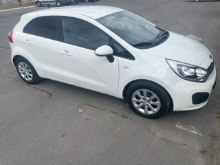 KIA Rio foto 1