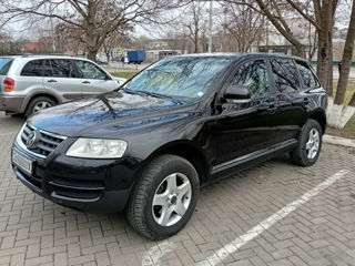 Volkswagen Touareg foto 3