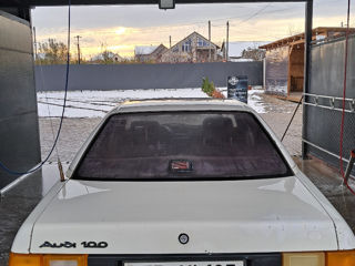 Audi 100 foto 4