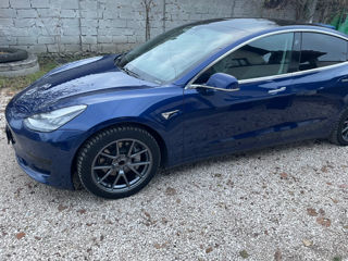 Tesla Model 3 foto 5