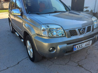 Nissan X-Trail foto 4