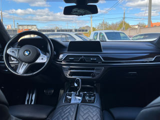 BMW 7 Series foto 13