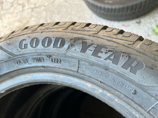 R17 215/55 GoodYear UltraGrip Performance a.2022 foto 5