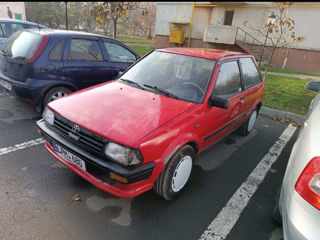 Toyota Starlet foto 2