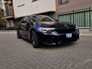 BMW 5 Series foto 2