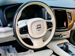 Volvo XC90 foto 7