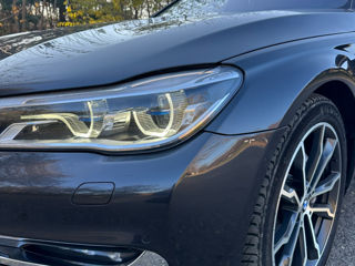 BMW 7 Series foto 5