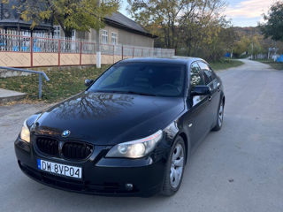 BMW 5 Series foto 3