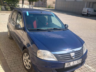 Dacia Logan foto 2