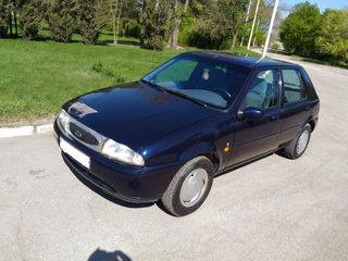 Ford Fiesta foto 4